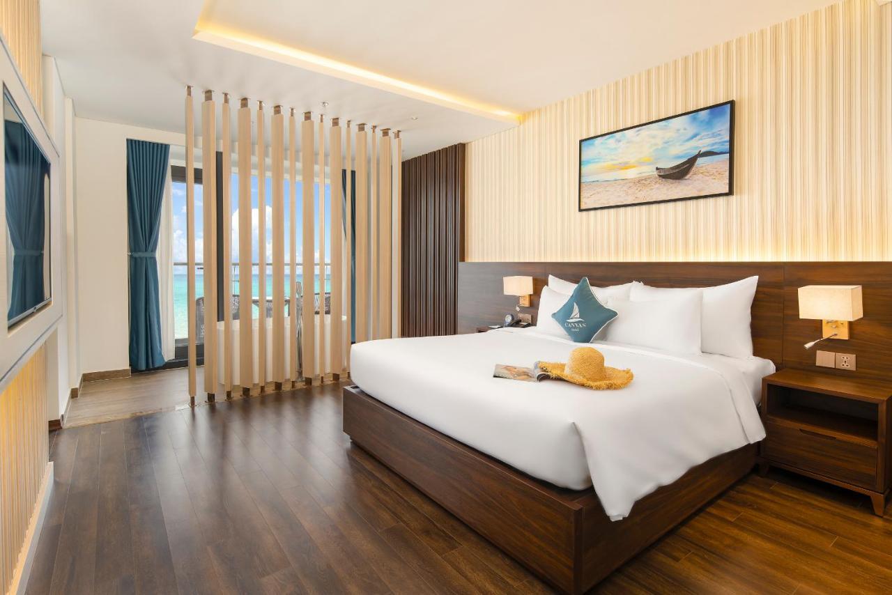 Canvas Danang Beach Hotel Экстерьер фото