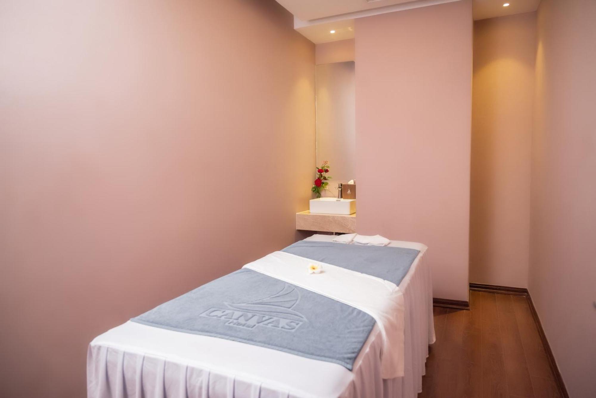 Canvas Danang Beach Hotel Экстерьер фото
