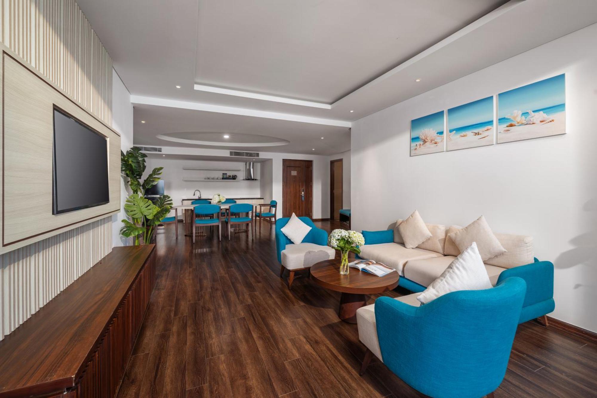 Canvas Danang Beach Hotel Экстерьер фото