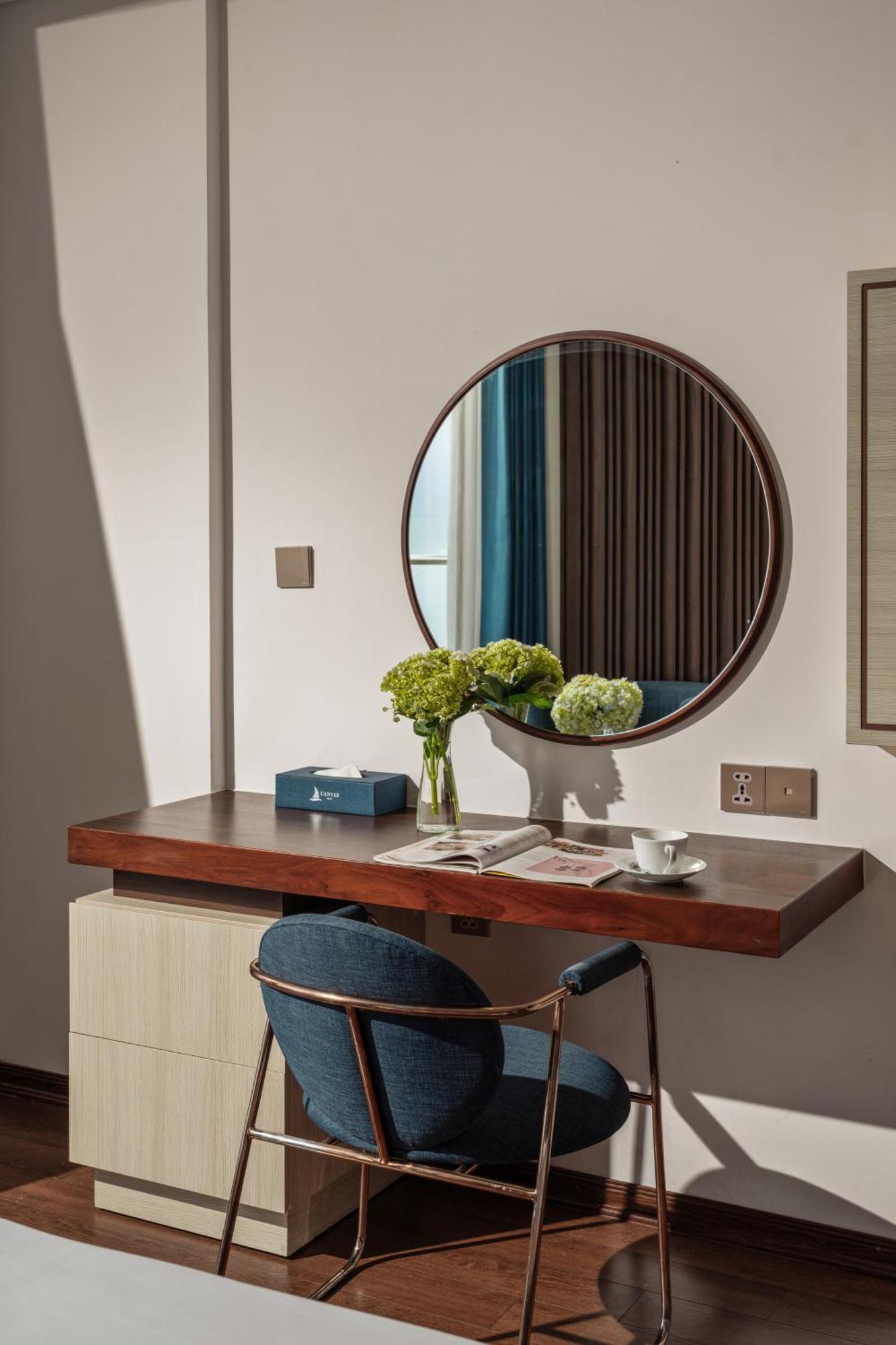 Canvas Danang Beach Hotel Экстерьер фото